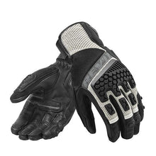 Load image into Gallery viewer, Revit Sand 3 - Black/silver
